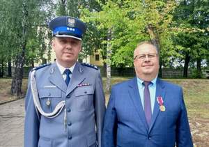 Wójt Gminy Krasocin z medalem „ Za zasługi dla Policji”.