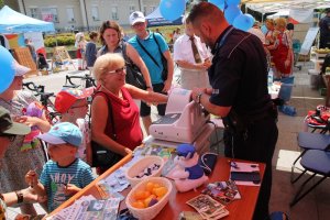 Policyjny festyn na Placu Artystów