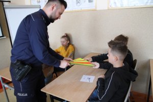 Rozmawiali na temat zawodu policjanta