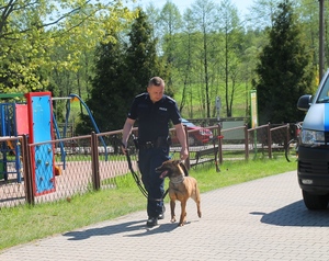 Zawód Policjant – praktyczne zajęcia z dziećmi